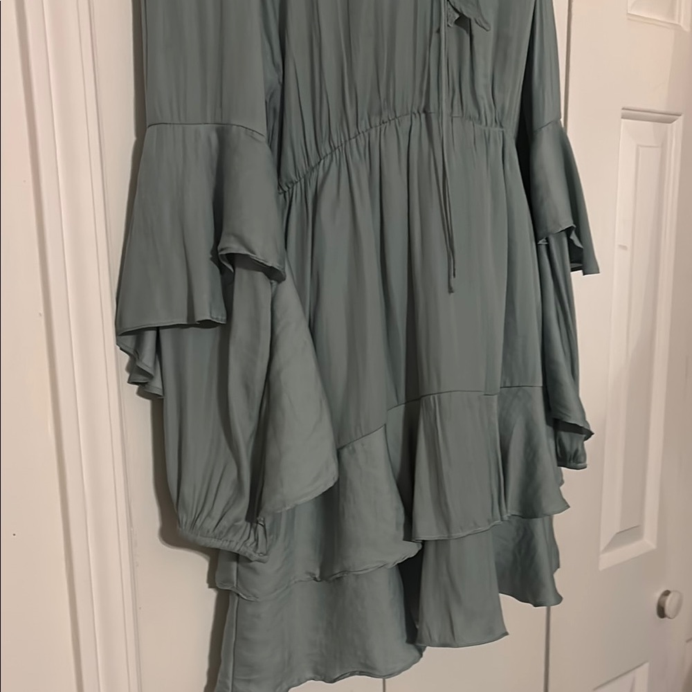 DO+BE Soft Green Dress-NWT - Picture 4 of 6